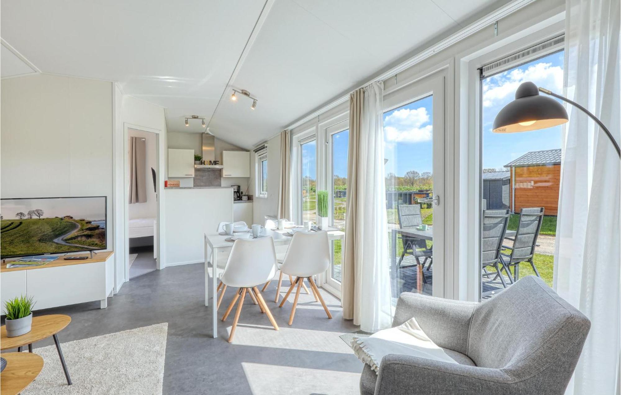 Lovely Home In Suesel With House A Panoramic View Susel Exterior foto